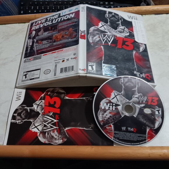 WWE 13 Wrestling 2013 Tested Nintendo Wii Video Game - Picture 1 of 1